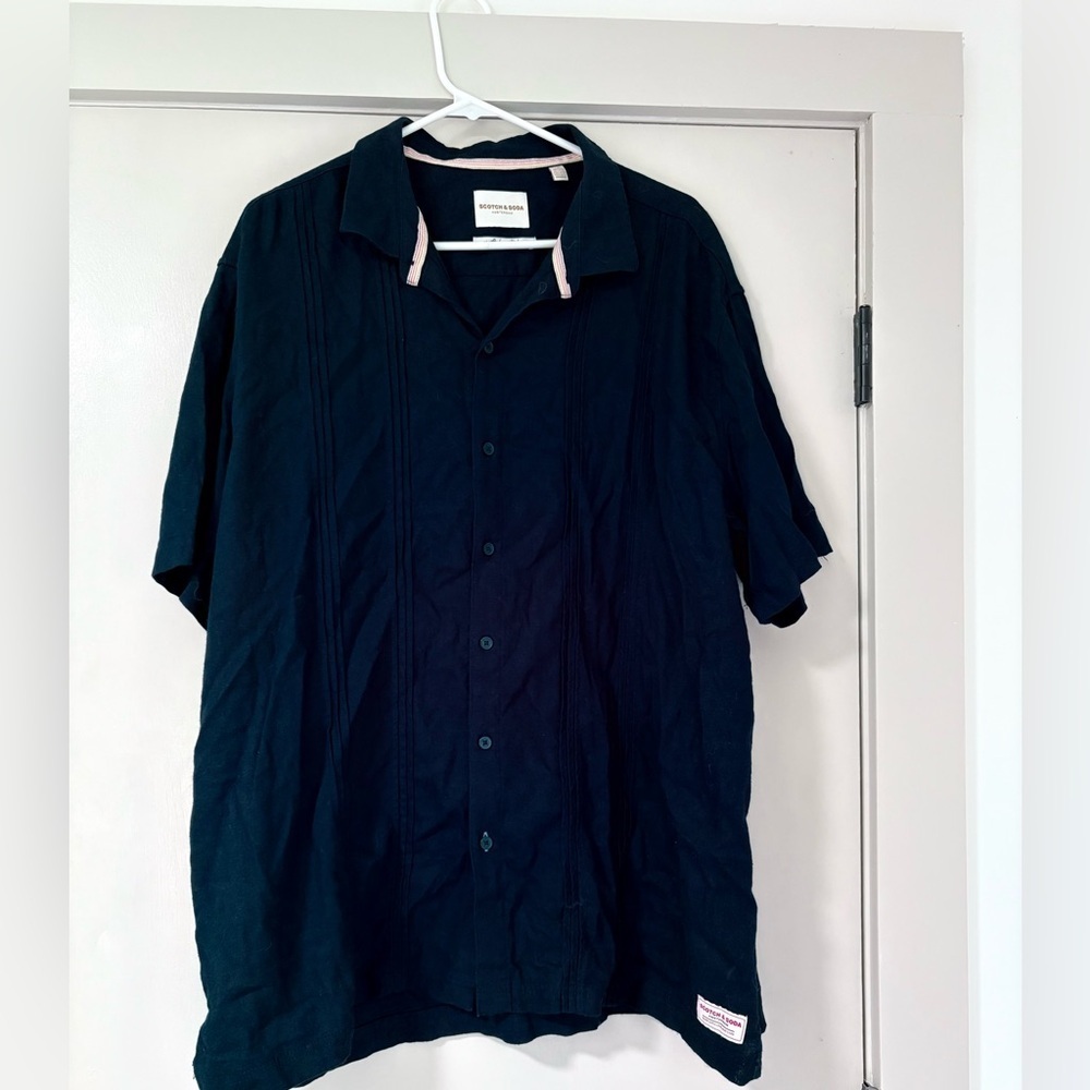 Linen Button-Up Shirt - Picture 3 of 10